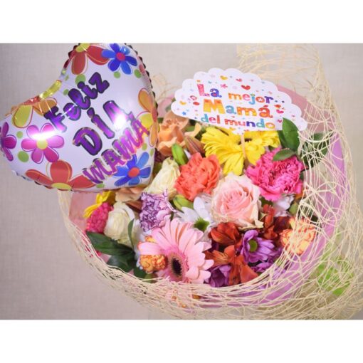 Ramo privameral con orquideas y rosas