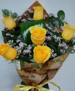 ramo de 6 rosas amarillas